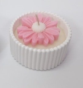 Vela flor rosada hecha a mano